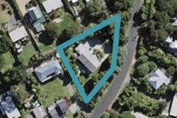17 Karaka Road, Oneroa, Waiheke Island