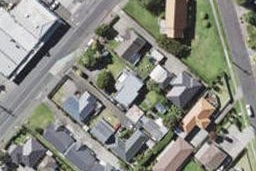 4/6 Shakespeare Road, Milford, Auckland