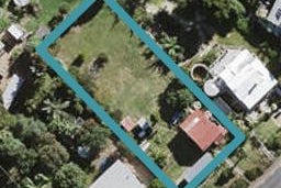 5 Jellicoe Parade, Surfdale, Waiheke Island
