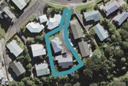 1/8 Fernlea Rise, Bayview, Auckland