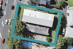 2/221 Hurstmere Road, Takapuna, Auckland