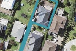 2/39 Rangitoto Terrace, Milford, Auckland