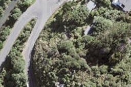 1 Glenesk Road, Piha, Piha