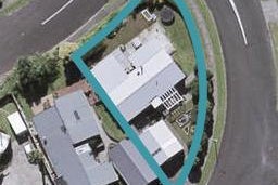 4 Russell Drive, Oakura, Oakura