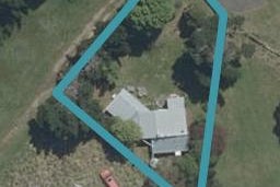 102 Beach Road, Long Beach, Port Chalmers