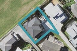9A Windsor Place, Windsor Park, Auckland