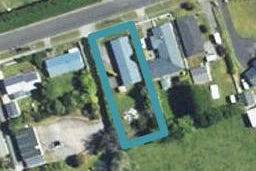 17 Flint Road West, Stratford
