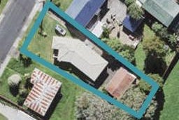 24 Sarona Avenue, Glen Eden, Auckland
