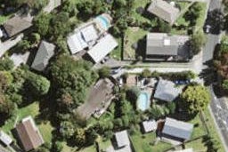 8 Castleford Street, Green Bay, Auckland