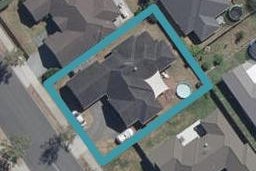 42 Barrington Drive, Huntington, Hamilton