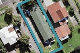 2/74 Riversdale Road, Avondale, Auckland