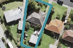 53 Fairclough Road, Beach Haven, Auckland