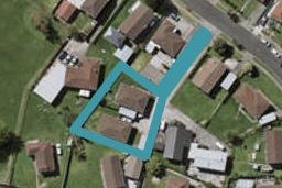 2/25 Dillon Crescent, Clover Park, Auckland