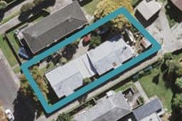 2/11 Mannering Place, Hillcrest, Auckland