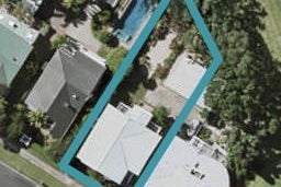 4 Stanley Point Road, Stanley Point, Auckland