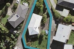 27 Dudding Avenue, Northcote, Auckland