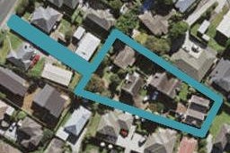 1/58 Hayr Road, Three Kings, Auckland