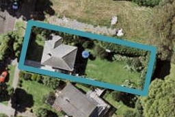 16 Waddell Avenue, Point England, Auckland