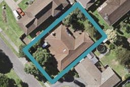4 Camira Place, Botany Downs, Auckland