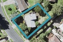 39 Robbies Road, Shelly Park, Auckland