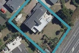 130 Tuhikaramea Road, Dinsdale, Hamilton