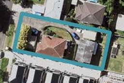 8 Holland Avenue, Point England, Auckland