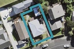 27 Stott Avenue, Birkdale, Auckland