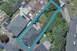 21 West Road, Northland, Wellington