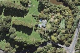 6 Mill Flat Road, Riverhead