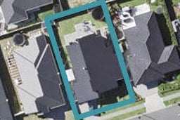 8 Weatherly Drive, Beachlands, Auckland