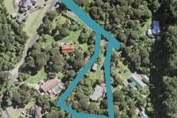 16 Cochran Road, Oratia, Auckland