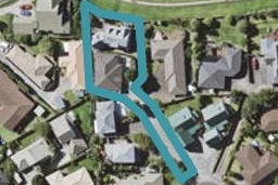 2/20 Solana Court, Botany Downs, Auckland