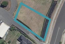 100 Farnborough Drive, Grandview Heights, Hamilton