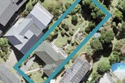 8 Rock Isle Road, Torbay, Auckland