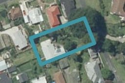 303 Augustus Street South, Thames