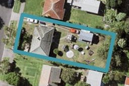 12 Tamatea Avenue, Point England, Auckland
