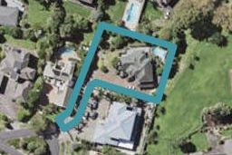 10 St Elmo Rise, Shamrock Park, Auckland