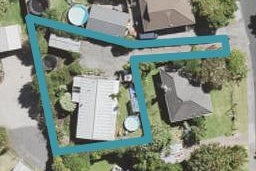 8 Redlands Grove, Swanson, Auckland