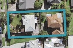 2/11 Park Avenue, Northcote, Auckland