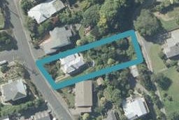 20 Athol Place, Ravensbourne, Dunedin