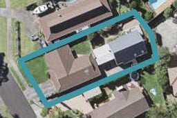 2/23 Voltaire Court, Botany Downs, Auckland