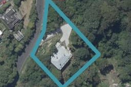 100 Gladstone Road, Dalmore, Dunedin