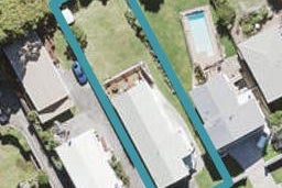 83 Cliff View Drive, Green Bay, Auckland