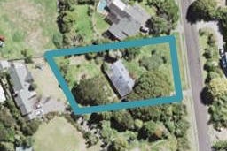 8 Laingfield Terrace, Laingholm, Auckland