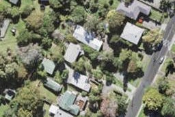 4/11 Stottholm Road, Titirangi, Auckland