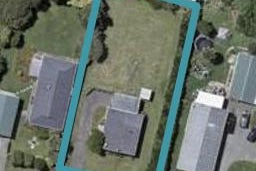 8 Kiharoa Street, Otaki Beach, Otaki
