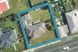 72 Pembroke Road, Stratford