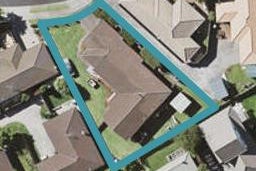 19 Bernie Edwards Place, Botany Downs, Auckland