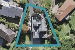 10 Radiata Lane, Chatswood, Auckland