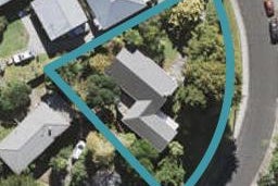 11 Crystal Avenue, Glendene, Auckland